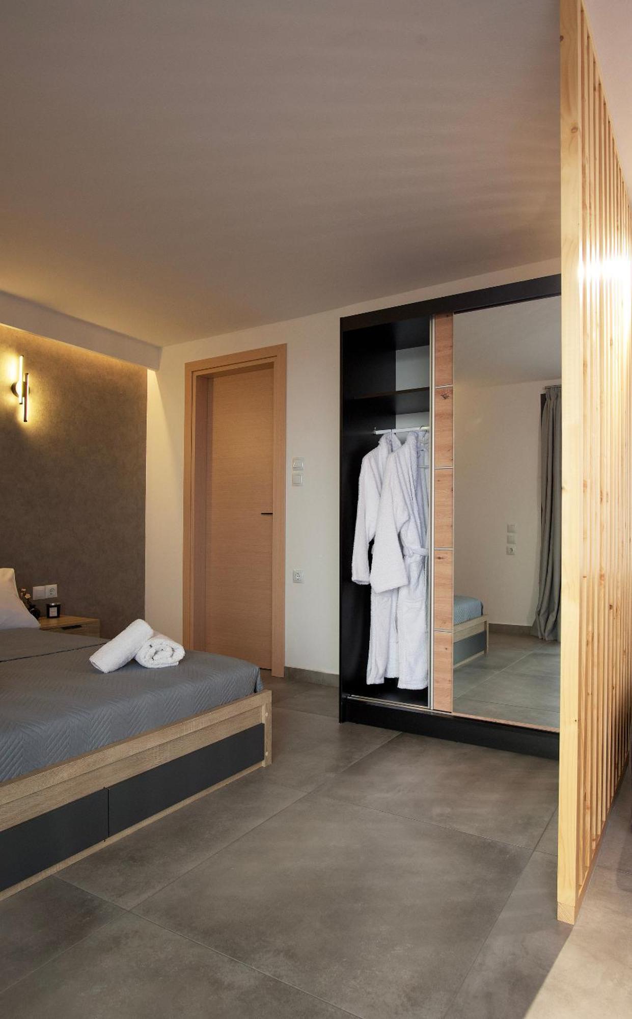 Kiriakos Apartment Kalamata Ngoại thất bức ảnh