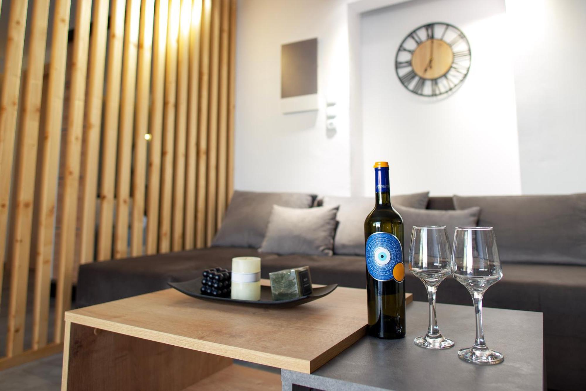 Kiriakos Apartment Kalamata Ngoại thất bức ảnh